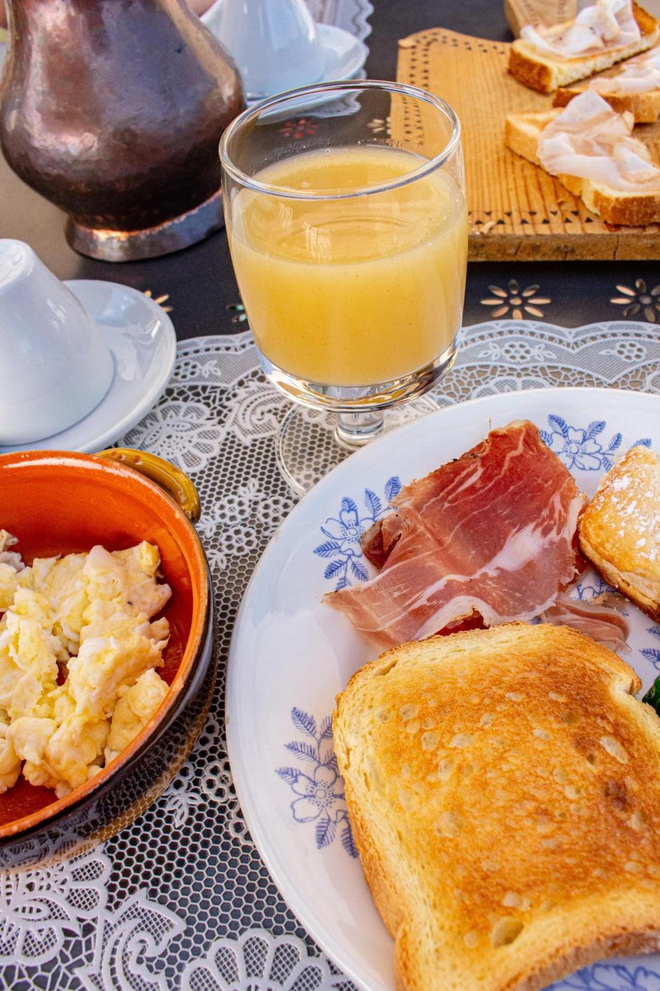 Bed and Breakfast A Casa Di Gianni E Mari Vestone Экстерьер фото