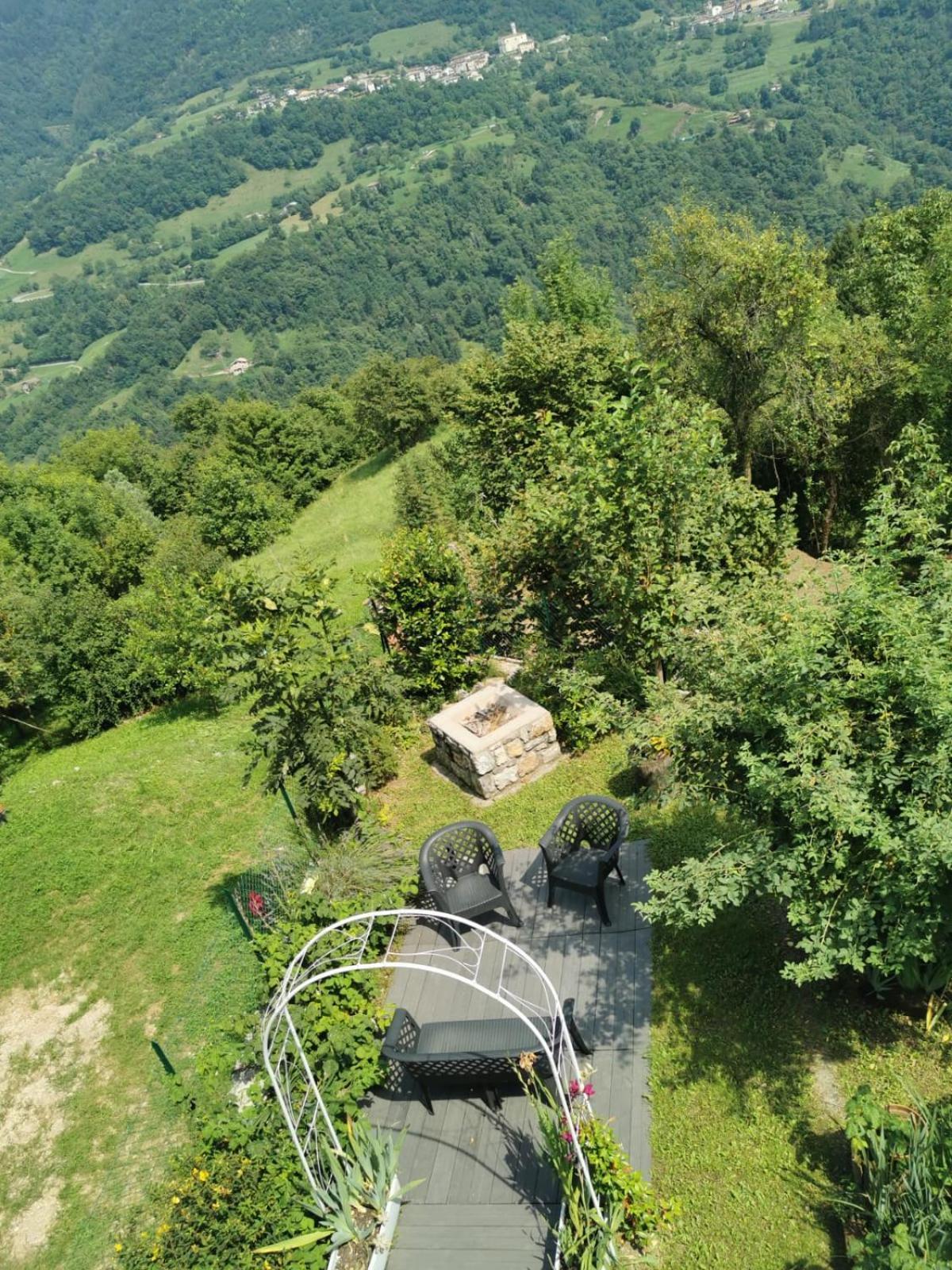 Bed and Breakfast A Casa Di Gianni E Mari Vestone Экстерьер фото